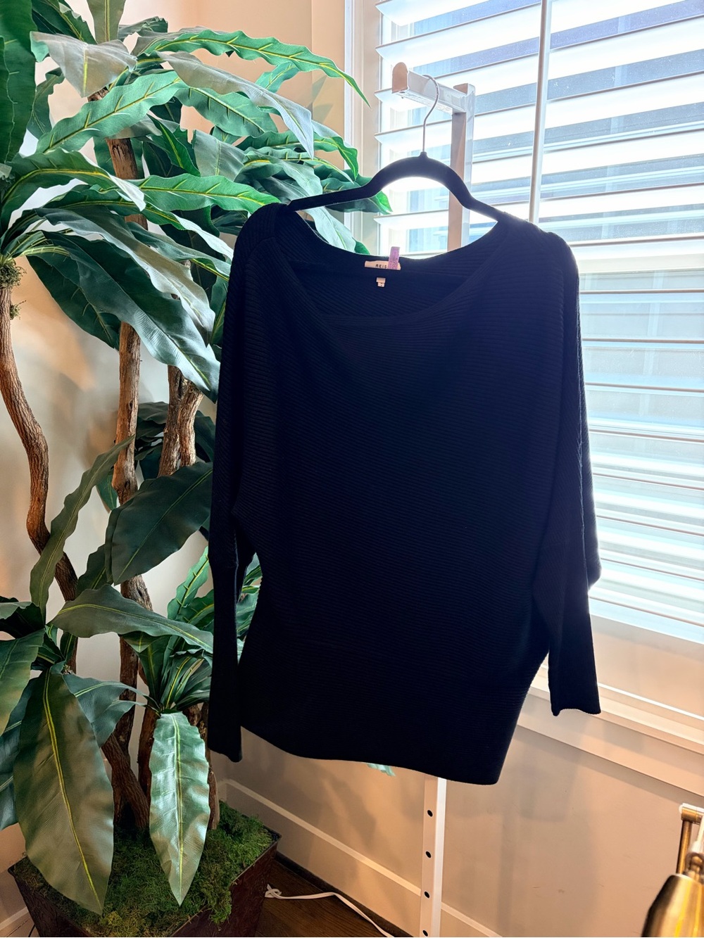 Reiss Black Off-Shoulder Ribbed Sweater - Picture 5 of 6